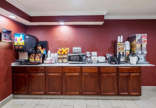 Red Roof Inn Binghamton North image 2