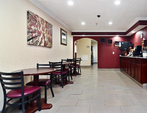 Red Roof Inn Binghamton North image 4